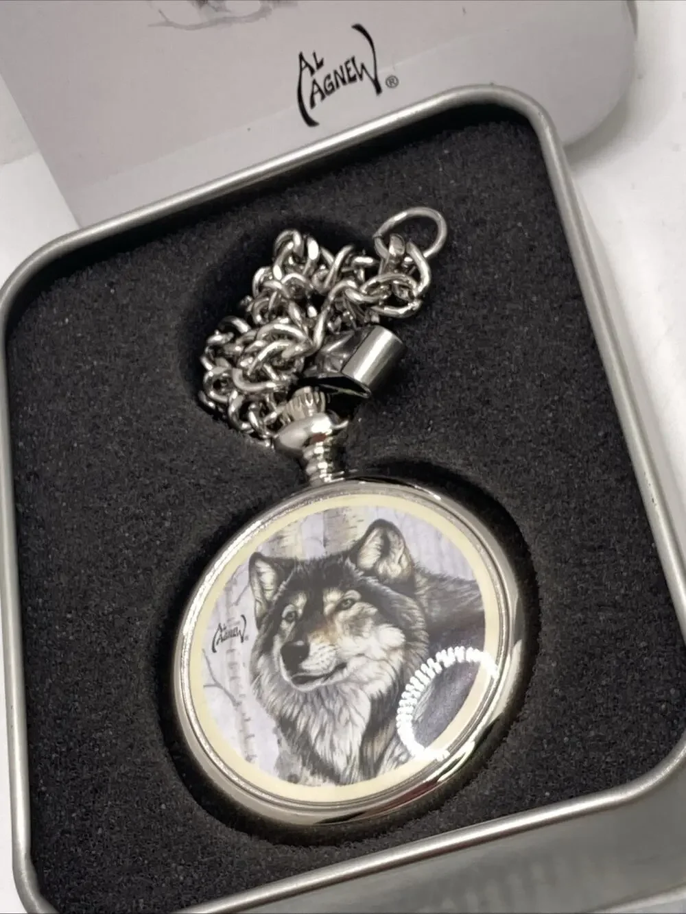 Avon Al Agnew Wolf Pocket Watch Mens Majestic Encounters Art Watch New Battery